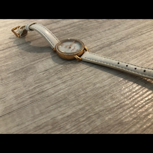 Watch by Coach - Picture 6 of 6